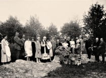 Bronislavos ir Petro Klimų vilos pamatus šventina J. Tumas 1929 m. gegužės 26 d.