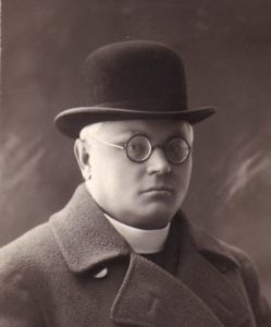 J. Tumas, 1927 m.