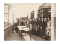 Bibliotekos 10-metis 1933 m.