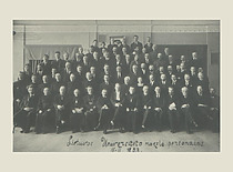 “Modern”. Lietuvos universiteto mokslo personalas. 1923