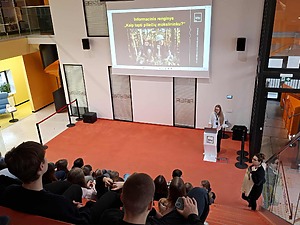 Messenger_creation_AF254CA2-9B81-4AC5-88C5-29B835EC8839